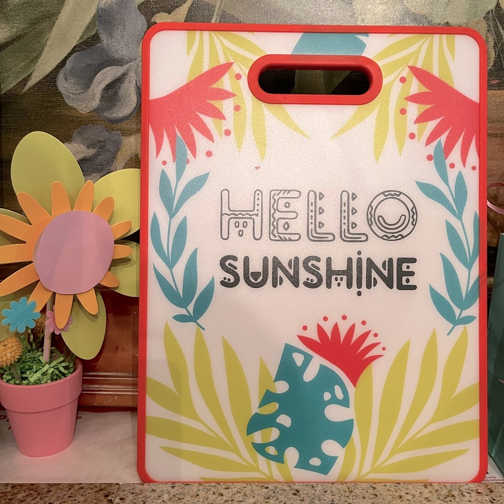 CUTTING BOARD HELLO SUNSHINE